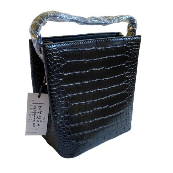 NWT AOTA Elena Crossbody Bucket Bag Black Vegan Leather Mock Croc Texture - Picture 4 of 16